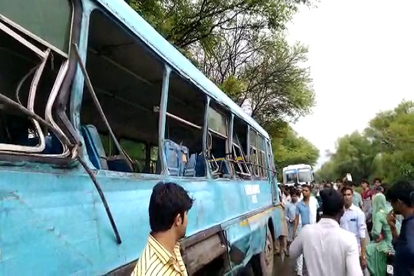 bus accident21