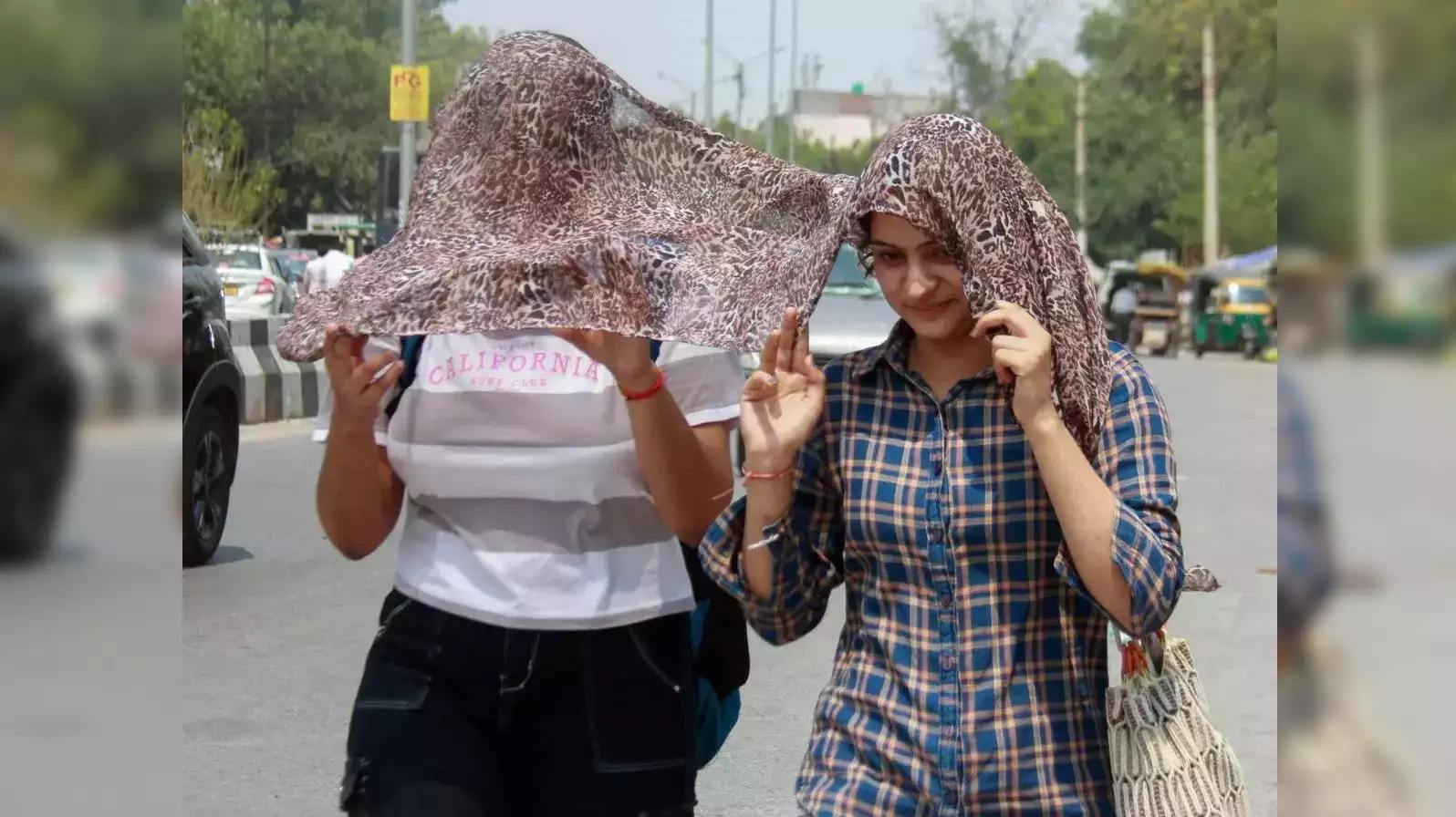 Punjab Weather Update: पंजाब समेत उत्तर भारत के मैदानी इलाकों के लिए हिट वेव का एलर्ट, अगले चार-पांच दिन लू की स्थिति, जानिए कैसा रहेगा मौसम?