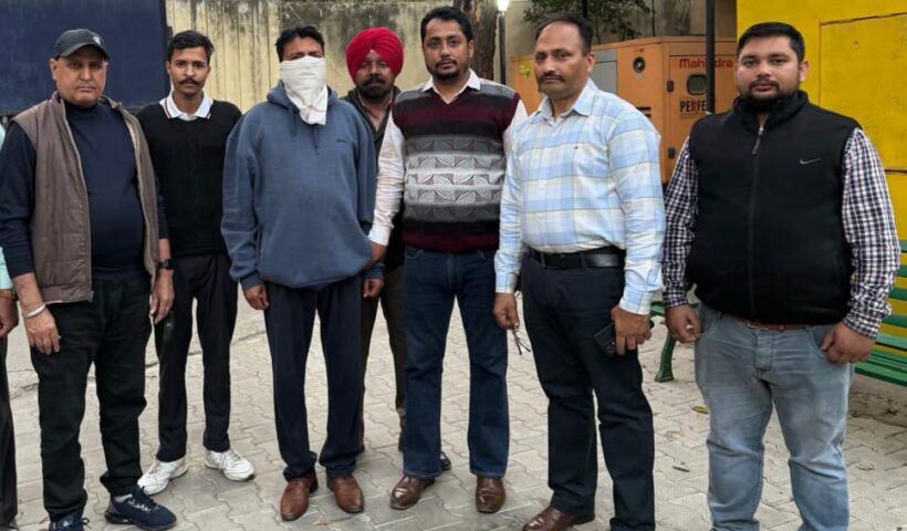 पंजाब विजीलैंस ब्यूरो ने राज्य में भ्रष्टाचार विरुद्ध शुरु किए अभियान दौरान, पुलिस चौकी कैलाश चौक, लुधियाना के इंचार्ज के तौर पर