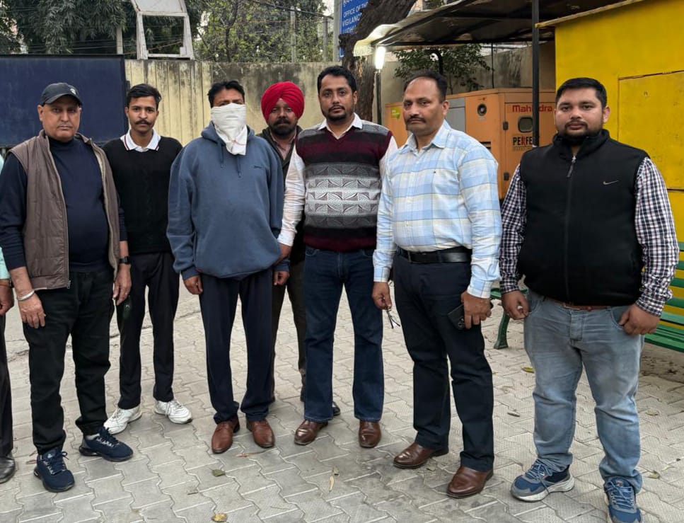 पंजाब विजीलैंस ब्यूरो ने राज्य में भ्रष्टाचार विरुद्ध शुरु किए अभियान दौरान, पुलिस चौकी कैलाश चौक, लुधियाना के इंचार्ज के तौर पर