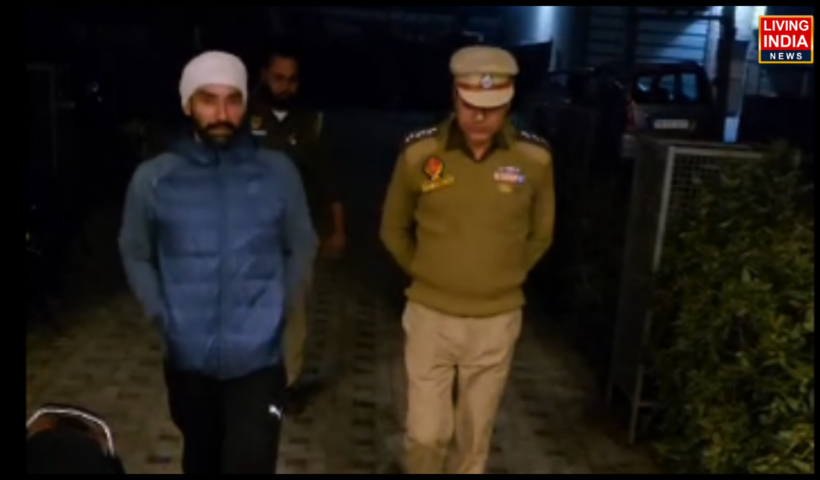 ਅਬੋਹਰ ਦੇ ਮਲੋਟ ਰੋਡ 'ਤੇ ਸਥਿਤ ਟਰੱਕ ਯੂਨੀਅਨ ਦੇ ਨੇੜੇ ਇੱਕ ਹੋਟਲ ਵਿੱਚ ਮੰਗਲਵਾਰ ਸ਼ਾਮ ਨੂੰ ਉਸ ਸਮੇਂ ਦਹਿਸ਼ਤ ਫੈਲ ਗਈ, ਜਦੋਂ ਇੱਕ ਕਮਰੇ