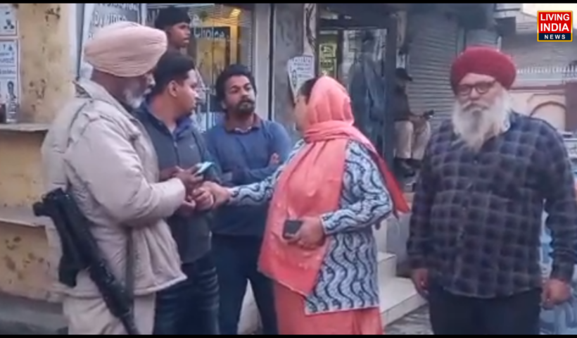 ਗੁਰਾਇਆ ਇਲਾਕੇ ਵਿੱਚ ਅਪਰਾਧਿਕ ਗਤੀਵਿਧੀਆਂ ਰੁਕਣ ਦਾ ਨਾਮ ਨਹੀਂ ਲੈ ਰਹੀਆਂ। ਤਾਜ਼ਾ ਘਟਨਾ ਥਾਣਾ ਗੁਰਾਇਆ ਦੇ ਅਧੀਨ ਆਉਂਦੇ ਪਿੰਡ ਸੰਗ ਢੇਸੀਆਂ ਤੋਂ ਸਾਹਮਣੇ ਆਈ ਹੈ