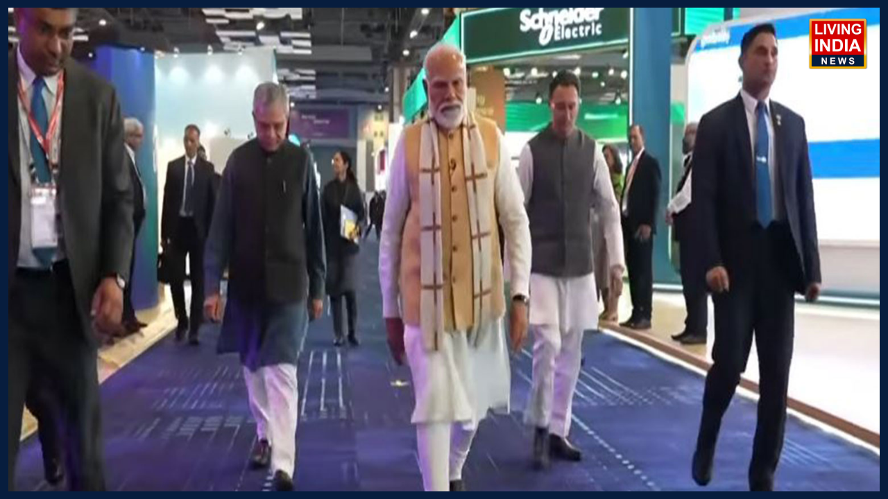 ਰਾਜਧਾਨੀ ਦੇ 'ਭਾਰਤ ਮੰਡਪਮ' ਵਿਖੇ ਚੱਲ ਰਹੇ ਪੰਜ ਦਿਨਾਂ 'ਇੰਡੀਆ AI ਇਮਪੈਕਟ ਸਮਿਟ 2026' ਦੇ ਦੂਜੇ ਦਿਨ ਪ੍ਰਧਾਨ ਮੰਤਰੀ ਨਰਿੰਦਰ ਮੋਦੀ ਨੇ ਆਰਟੀਫੀਸ਼ੀਅਲ ਇੰਟੈਲੀਜੈਂਸ