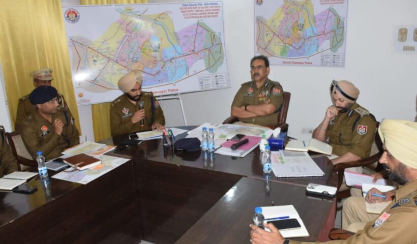 ਹੋਲਾ ਮੁਹੱਲਾ: ਸ਼੍ਰੀ ਅਨੰਦਪੁਰ ਸਾਹਿਬ ਵਿਖੇ ਸੰਗਤਾਂ ਦੀ ਸੁਰੱਖਿਆ  ਲਈ 5000 ਪੁਲਿਸ ਮੁਲਾਜ਼ਮ ਤਾਇਨਤਾ, 21 ਪਾਰਕਿੰਗਾਂ ਤੇ ਸ਼ਟਲ ਸੇਵਾਵਾਂ ਦੀ ਵੀ ਦਿੱਤੀ ਜਾਵੇਗੀ ਸਹੂਲਤ 