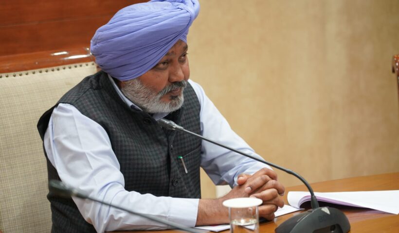 पेंशनर सेवा पोर्टल के सभी पेंडिंग इश्यू 31 मार्च, 2026 तक सॉल्व हो जाने चाहिए, गैर जिम्मेदार बैंकों के खिलाफ सख्त एक्शन लिया जाएगा: हरपाल सिंह चीमा