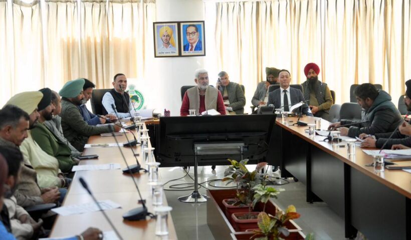 पंजाब सरकार अपने कर्मचारियों की भलाई के लिए पूरी तरह प्रतिबद्ध; वन विभाग के कर्मचारी सरकार का अभिन्न अंग: लाल चंद कटारूचक