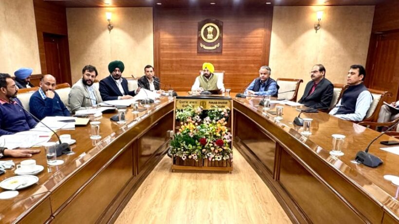 ਲੋਕ ਨਿਰਮਾਣ ਮੰਤਰੀ ਨੇ ਚੱਲ ਰਹੇ ਸੜਕੀ ਪ੍ਰੋਜੈਕਟਾਂ ਦਾ ਲਿਆ ਜਾਇਜ਼ਾ, ਬਰਸਾਤ ਦੇ ਮੌਸਮ ਤੋਂ ਪਹਿਲਾਂ ਇਹਨਾਂ ਪ੍ਰੋਜੈਕਟਾਂ ਨੂੰ ਮੁਕੰਮਲ ਕਰਨ ਦੇ ਦਿੱਤੇ ਨਿਰਦੇਸ਼