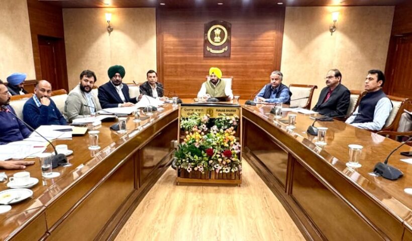 ਲੋਕ ਨਿਰਮਾਣ ਮੰਤਰੀ ਨੇ ਚੱਲ ਰਹੇ ਸੜਕੀ ਪ੍ਰੋਜੈਕਟਾਂ ਦਾ ਲਿਆ ਜਾਇਜ਼ਾ, ਬਰਸਾਤ ਦੇ ਮੌਸਮ ਤੋਂ ਪਹਿਲਾਂ ਇਹਨਾਂ ਪ੍ਰੋਜੈਕਟਾਂ ਨੂੰ ਮੁਕੰਮਲ ਕਰਨ ਦੇ ਦਿੱਤੇ ਨਿਰਦੇਸ਼