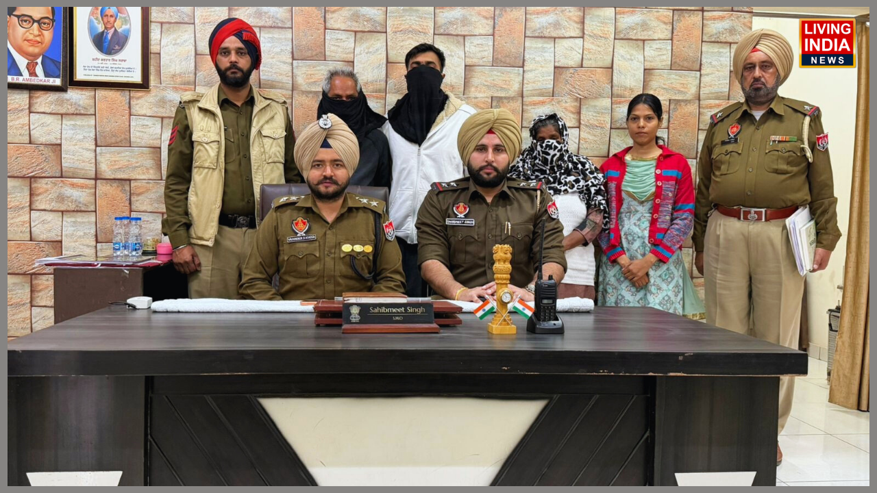 ਲੁਧਿਆਣਾ ਪੁਲਿਸ ਨੇ ਥਾਣਾ ਜੋਧਾ ਦੇ ਇਲਾਕੇ ਵਿੱਚ ਮਿਲੀ ਇੱਕ ਪ੍ਰਵਾਸੀ ਵਿਅਕਤੀ ਦੀ ਲਾਸ਼ ਦੀ ਗੁੱਥੀ ਸੁਲਝਾਉਣ ਵਿੱਚ ਵੱਡੀ ਸਫਲਤਾ ਹਾਸਲ ਕੀਤੀ ਹੈ।