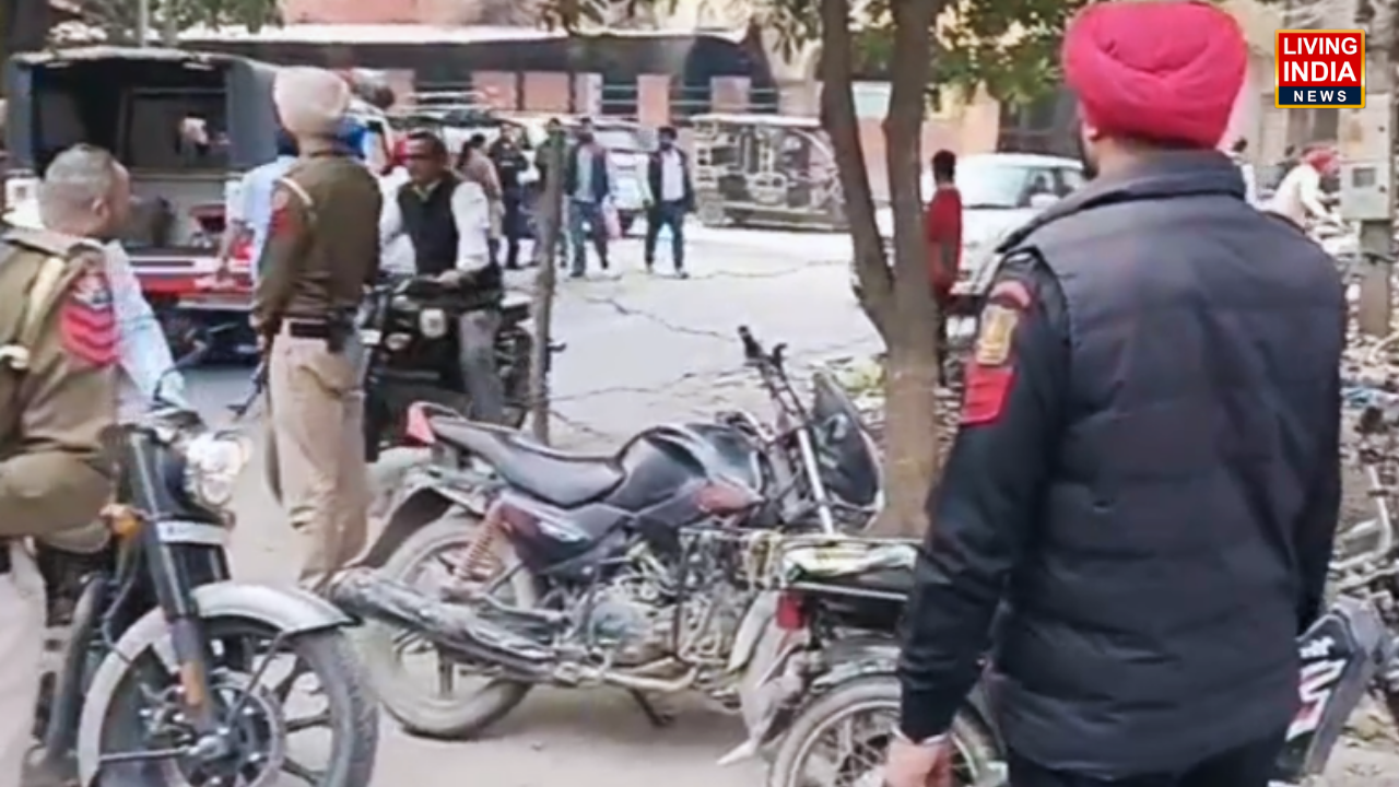 ਧਾਰਮਿਕ ਗ੍ਰੰਥਾਂ ਦੀ ਬੇਅਦਬੀ ਵਿਰੁੱਧ ਸਖ਼ਤ ਕਾਨੂੰਨ ਬਣਾਉਣ ਦੀ ਮੰਗ ਹੁਣ ਇੱਕ ਲੋਕ ਲਹਿਰ ਬਣਦੀ ਜਾ ਰਹੀ ਹੈ। ਸਮਾਣਾ ਵਿਖੇ ਪਿਛਲੇ 17 ਮਹੀਨਿਆਂ (ਕਰੀਬ 508 ਦਿਨਾਂ)