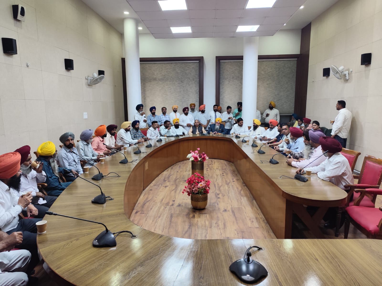 पंजाब विधानसभा में डॉक्टरज़ एसोसिएशन प्रतिनिधिमंडल से बैठक