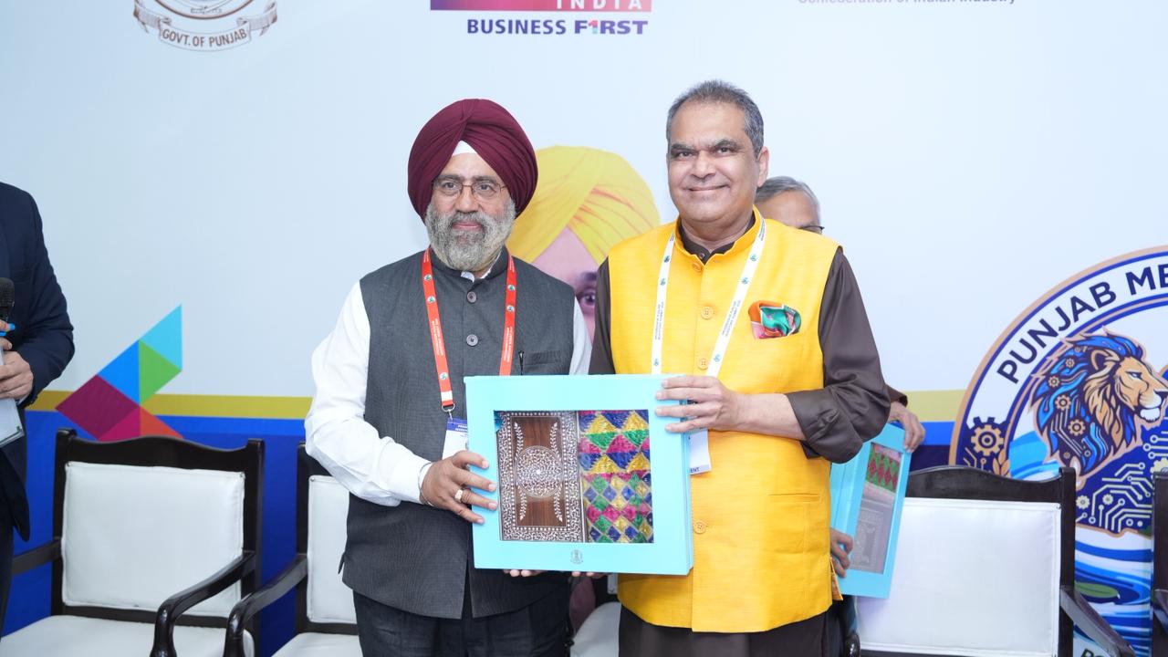 ਪੰਜਾਬ ਸਰਕਾਰ ਨੇ ਛੋਟੇ, ਲਘੂ ਅਤੇ ਦਰਮਿਆਨੇ ਉਦਯੋਗਾਂ ਦੇ ਵਿਕਾਸ ਨੂੰ ਹੁਲਾਰਾ ਦੇਣ ਲਈ ਕਲੱਸਟਰ ਅਧਾਰਤ ਰਣਨੀਤੀ ਅਪਣਾਈ: ਸੰਜੀਵ ਅਰੋੜਾ