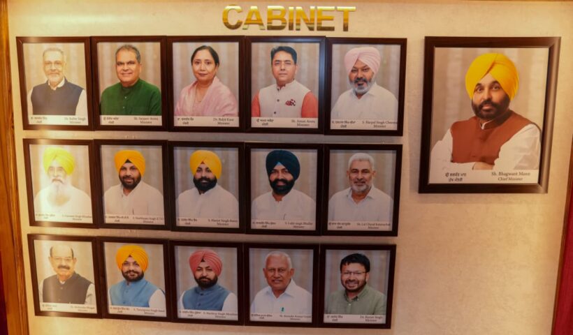 ਸਪੀਕਰ ਵੱਲੋਂ ਪੰਜਾਬ ਵਿਧਾਨ ਸਭਾ ਹਾਲ ਵਿੱਚ ਮੌਜੂਦਾ ਵਿਧਾਇਕਾਂ ਦੀਆਂ ਲਗਾਈਆਂ ਫੋਟੋਆਂ ਦਾ ਉਦਘਾਟਨ