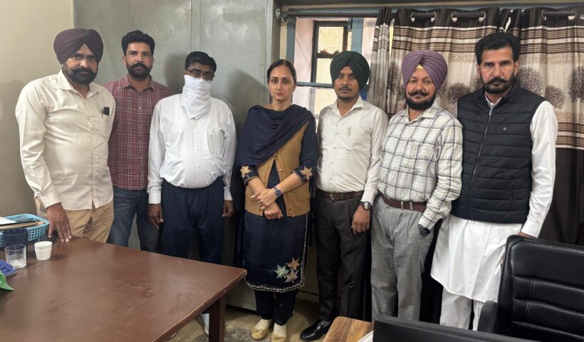 Punjab Vigilance Bureau nabs Inspector red handed accepting bribe of Rs 18,000