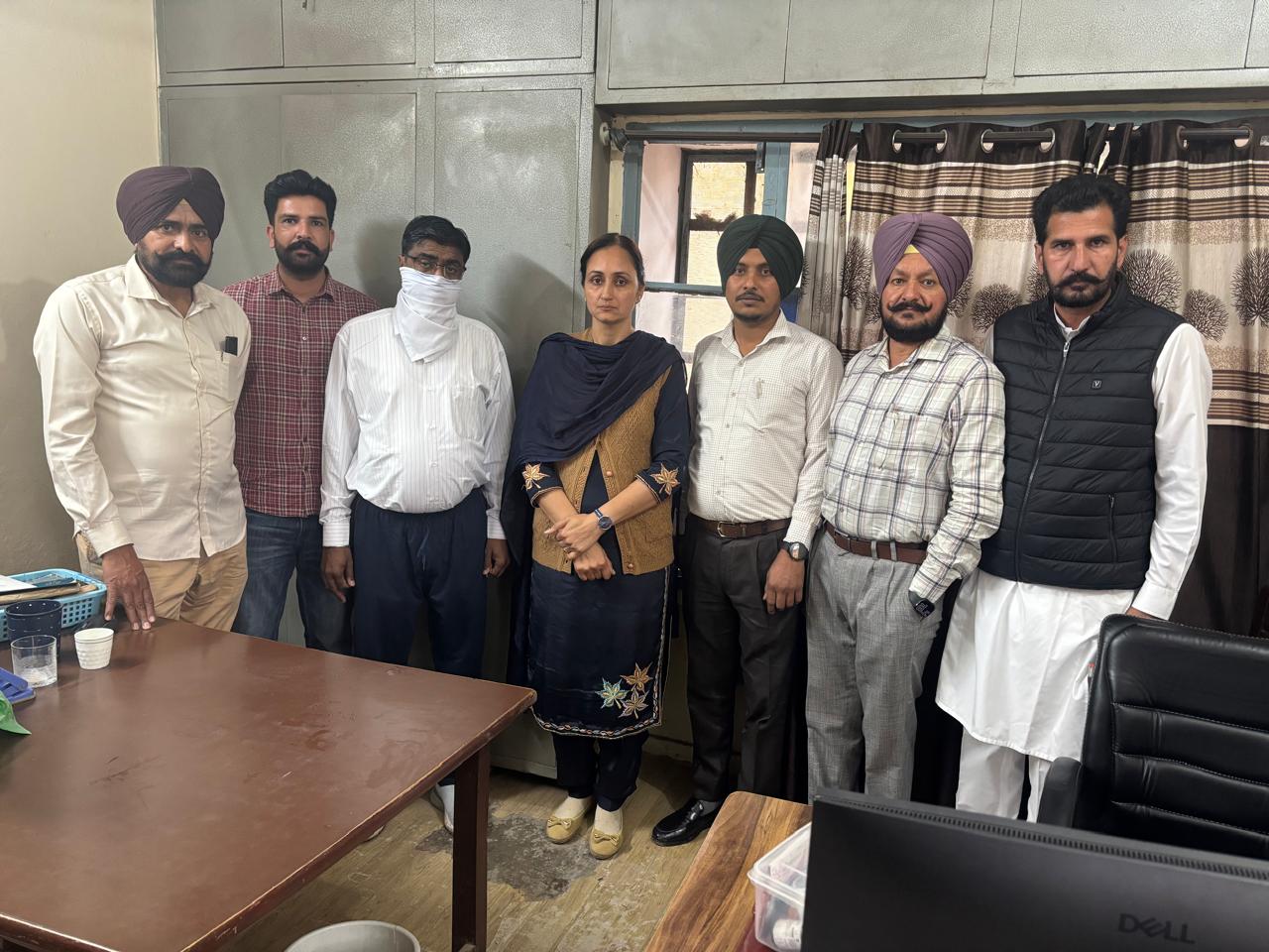 Punjab Vigilance Bureau nabs Inspector red handed accepting bribe of Rs 18,000