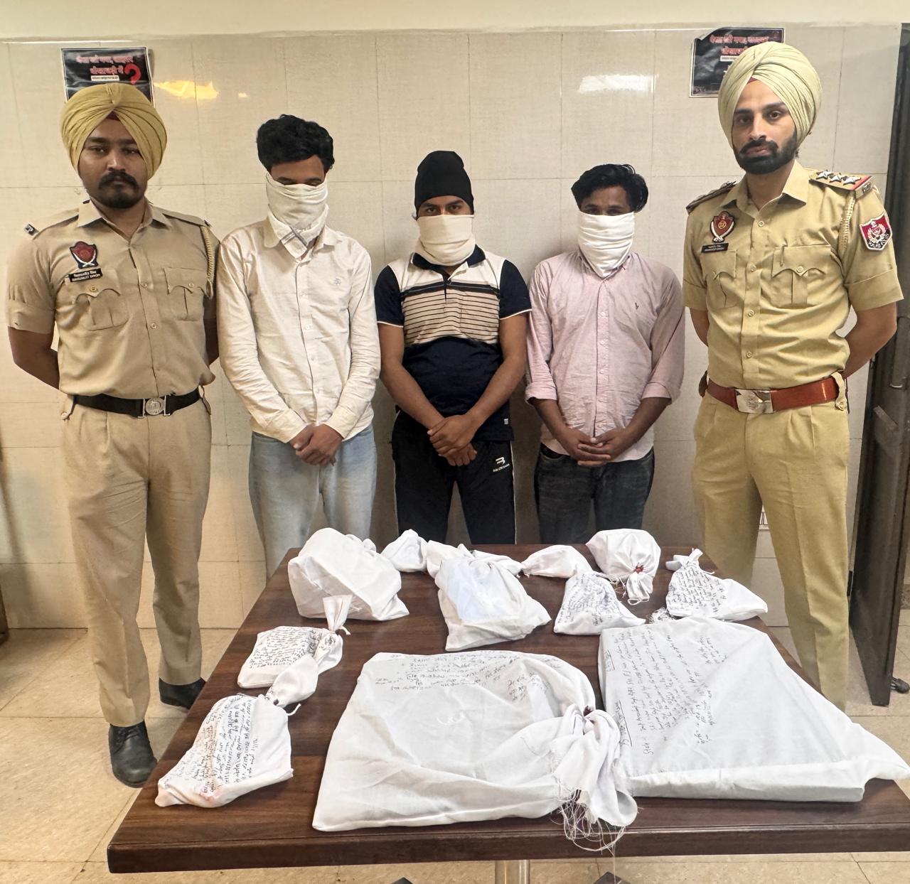 ਧੋਖਾਧੜੀ ਨਾਲ ਚੀਨ ਦੇ ਕੁਝ ਨਾਗਰਿਕਾਂ ਦੇ ਖਾਤਿਆਂ ਵਿੱਚ ਪੈਸਾ ਭੇਜਣ ਵਾਲੇ ਮਿਊਲ ਖਾਤਾ ਗਿਰੋਹ ਦੇ ਤਿੰਨ ਵਿਅਕਤੀ ਗ੍ਰਿਫ਼ਤਾਰ; ਖਾਤਿਆਂ ਵਿੱਚ ਪਏ 20 ਲੱਖ ਰੁਪਏ ਕੀਤੇ ਫਰੀਜ਼, 5100 ਅਮਰੀਕੀ ਡਾਲਰ ਮੁੱਲ ਦੀ ਕ੍ਰਿਪਟੋ ਕਰੰਸੀ ਬਰਾਮਦ