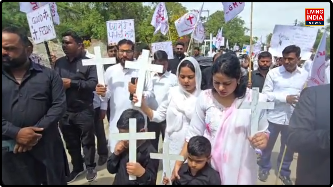 ਅੱਜ 'ਗੁੱਡ ਫਰਾਈਡੇਅ' ਦੇ ਪਵਿੱਤਰ ਮੌਕੇ 'ਤੇ ਫਿਰੋਜ਼ਪੁਰ ਕੈਂਟ ਵਿਖੇ ਮਸੀਹੀ ਭਾਈਚਾਰੇ ਵੱਲੋਂ ਬੇਹੱਦ ਸ਼ਰਧਾ ਅਤੇ ਸਤਿਕਾਰ ਨਾਲ ਵਿਸ਼ਾਲ ਮਾਰਚ (ਪ੍ਰੋਸੈਸ਼ਨ) ਕੱਢਿਆ ਗਿਆ।