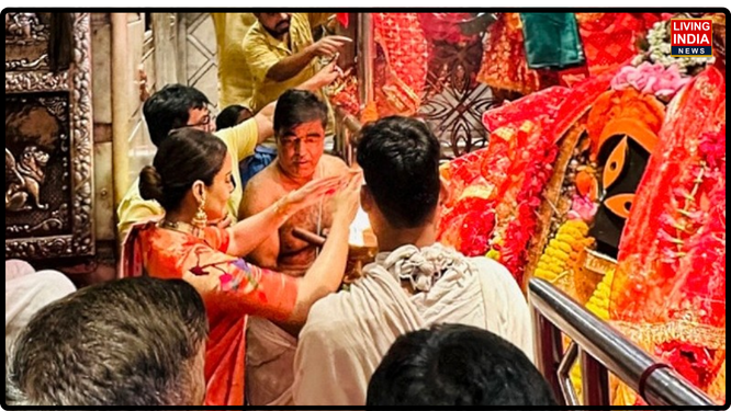 ਹਿਮਾਚਲ ਪ੍ਰਦੇਸ਼ ਦੇ ਮੰਡੀ ਤੋਂ ਭਾਰਤੀ ਜਨਤਾ ਪਾਰਟੀ ਦੀ ਸਾਂਸਦ ਅਤੇ ਮਸ਼ਹੂਰ ਅਦਾਕਾਰਾ ਕੰਗਣਾ ਰਣੌਤ ਮੰਗਲਵਾਰ ਨੂੰ ਪੱਛਮੀ ਬੰਗਾਲ ਦੀ ਰਾਜਧਾਨੀ ਕੋਲਕਾਤਾ ਪਹੁੰਚੀ।