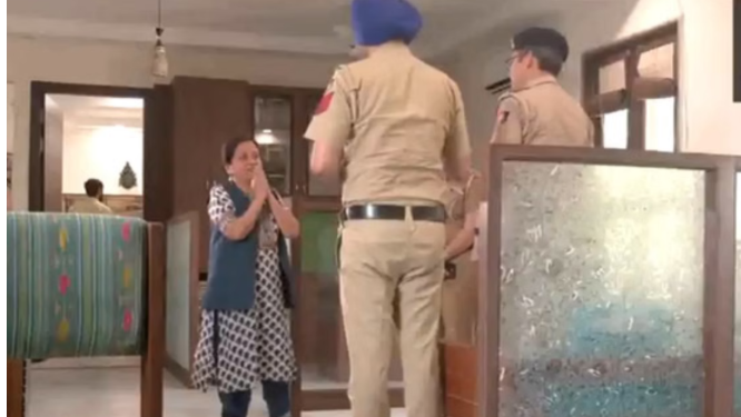 Madhu Kishwar FIR: चंडीगढ़ में सोशल मीडिया पर जाली कंटेंट फैलाने के आरोप में शिक्षाविद मधु किश्वर के खिलाफ FIR