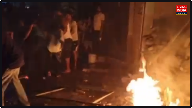 ਅਬੋਹਰ ਦੇ ਪਟੇਲ ਪਾਰਕ ਦੇ ਨਜ਼ਦੀਕੀ ਇਲਾਕੇ ਵਿੱਚ ਅੱਜ ਉਸ ਸਮੇਂ ਦਹਿਸ਼ਤ ਫੈਲ ਗਈ ਜਦੋਂ ਇੱਕ ਜ਼ਬਰਦਸਤ ਧਮਾਕਾ ਹੋਇਆ। ਇਸ ਭਿਆਨਕ ਹਾਦਸੇ ਵਿੱਚ ਚਾਰ