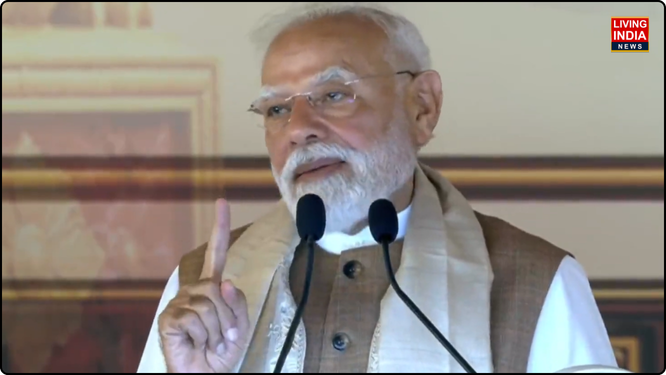 ਪ੍ਰਧਾਨ ਮੰਤਰੀ ਨਰਿੰਦਰ ਮੋਦੀ ਨੇ ਬੁੱਧਵਾਰ ਨੂੰ ਆਪਣੇ ਕਰਨਾਟਕ ਦੌਰੇ ਦੌਰਾਨ ਮਾਂਡਿਆ ਸਥਿਤ ਸ੍ਰੀ ਖੇਤਰ ਆਦਿਚੁੰਚਨਗਿਰੀ ਵਿਖੇ 'ਸ੍ਰੀ ਗੁਰੂ ਭੈਰਵੈਕਿਆ ਮੰਦਰ'