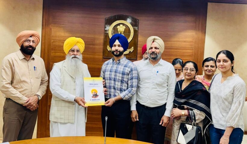 ਗੁਰਮੀਤ ਖੁੱਡੀਆਂ ਨੇ ਵੈਟਰਨਰੀ ਅਫ਼ਸਰਾਂ, ਇੰਸਪੈਕਟਰਾਂ ਅਤੇ ਡੇਅਰੀ ਵਿਕਾਸ ਇੰਸਪੈਕਟਰਾਂ ਨੂੰ ਨਿਯੁਕਤੀ ਪੱਤਰ ਸੌਂਪੇ