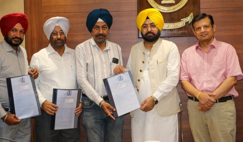 23 REVENUE OFFICERS PROMOTED, HARDEEP SINGH MUNDIAN HANDS OVER PROMOTION LETTERS