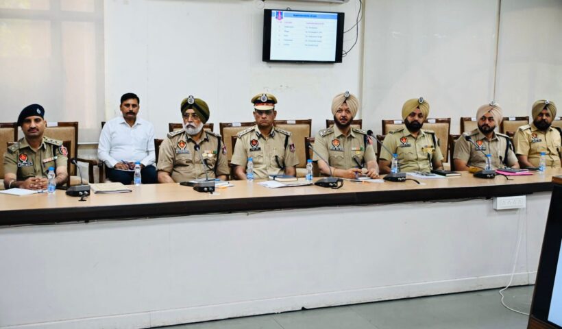 Dr. Ravjot Singh reviews functioning of Prisons Department, holds meeting with Jail Superintendents