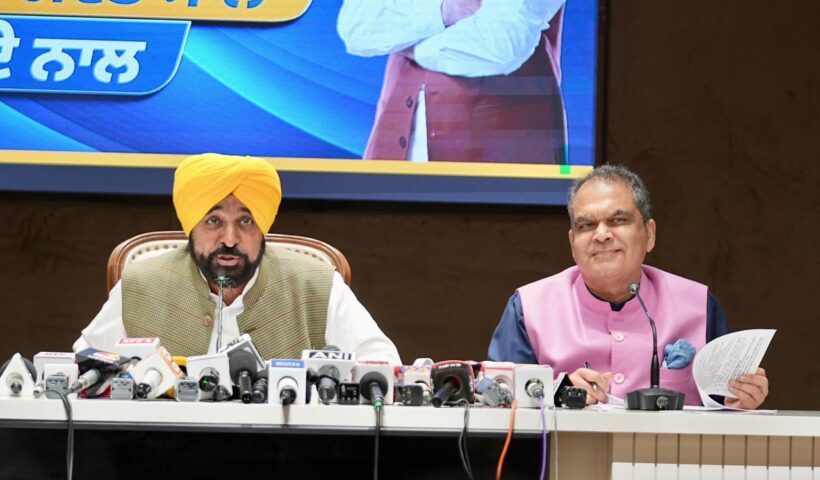 ਕਦੇ ਘਾਟੇ ‘ਚ ਚਲਦਾ ਬਿਜਲੀ ਵਿਭਾਗ ਪਿਛਲੇ 4 ਸਾਲਾਂ ਤੋਂ ਪੰਜਾਬ ਦੇ 90 ਫੀਸਦ ਘਰਾਂ ਨੂੰ ਮੁਫ਼ਤ ਬਿਜਲੀ ਦੇ ਕੇ ਵੀ ਕਮਾ ਰਿਹੈ ਮੁਨਾਫ਼ਾ: ਮੁੱਖ ਮੰਤਰੀ ਭਗਵੰਤ ਸਿੰਘ ਮਾਨ