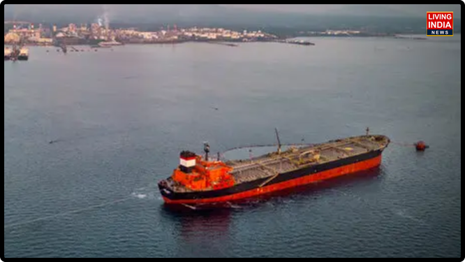 ਅਮਰੀਕੀ ਪ੍ਰਸ਼ਾਸਨ ਨੇ ਇੱਕ ਮਹੱਤਵਪੂਰਨ ਫੈਸਲਾ ਲੈਂਦਿਆਂ ਵੱਖ-ਵੱਖ ਦੇਸ਼ਾਂ ਨੂੰ ਸਮੁੰਦਰੀ ਰਸਤੇ ਰਾਹੀਂ ਰੂਸੀ ਤੇਲ ਅਤੇ ਪੈਟਰੋਲੀਅਮ ਉਤਪਾਦ ਖਰੀਦਣ