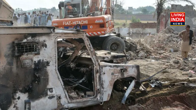 Pakistan Suicide Attack: पाकिस्तान के ख़ैबर पख़्तूनख़्वा में चरमपंथी हमला, 15 पुलिसकर्मियों की मौत, जानिए कैसे हुआ विस्फोट?