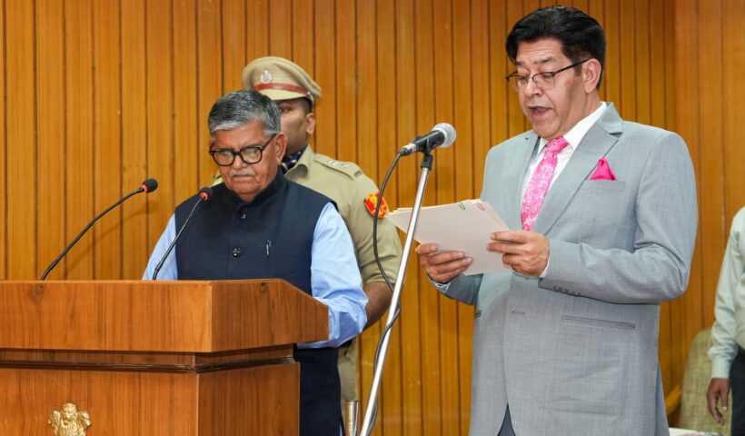 PUNJAB GOVERNOR ADMINISTERS OATH TO NEW PPSC NON-OFFICIAL MEMBER
