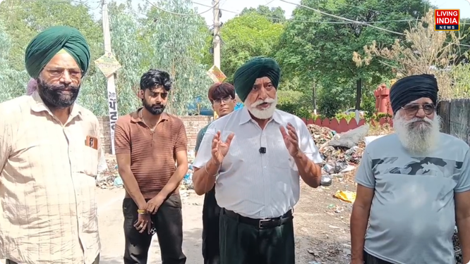 ਜ਼ਿਲ੍ਹੇ ਦੇ ਇੱਕ ਵੀ.ਆਈ.ਪੀ. (VIP) ਇਲਾਕੇ ਵਿੱਚ ਪ੍ਰਸ਼ਾਸਨਿਕ ਨਾਕਾਮੀ ਤੋਂ ਦੁਖੀ ਲੋਕਾਂ ਵੱਲੋਂ ਰੋਸ ਜਤਾਉਣ ਦਾ ਇੱਕ ਬੇਹੱਦ ਅਨੋਖਾ ਅਤੇ ਵੱਖਰਾ ਤਰੀਕਾ ਸਾਹਮਣੇ ਆਇਆ ਹੈ।