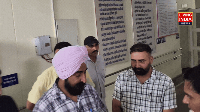 Vigilance Bureau Action in Bhiwani: भिवानी महिला थाना में SHO और ASI लिव-इन विवाद पर रिश्वत मांगना पड़ा भारी, दो महिला पुलिसकर्मी गिरफ्तार