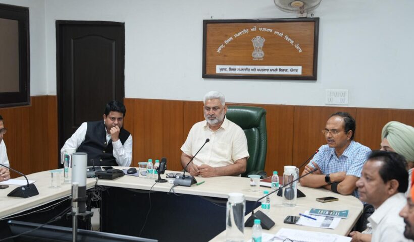 केंद्र सरकार मंडियों में जगह की कमी को पूरा करने के लिए जरूरी सहयोग नहीं दे रही : लाल चंद कटारूचक्क