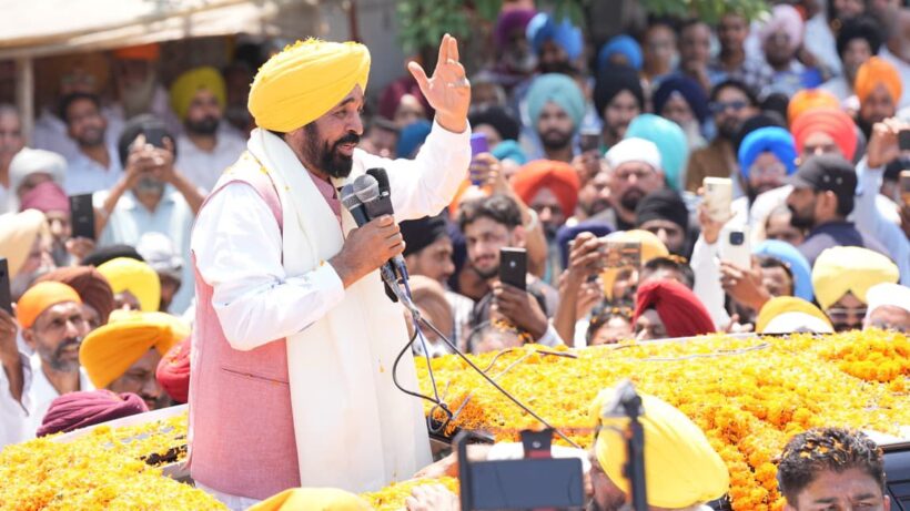 ਫੁੱਟ ਪਾਊ ਰਾਜਨੀਤੀ ਅਤੇ ਭਾਈਚਾਰਿਆਂ ਵਿੱਚ ਟਕਰਾਅ ਪੈਦਾ ਕਰਨ ਦੀਆਂ ਕੋਸ਼ਿਸ਼ਾਂ ਲੋਕਤੰਤਰ ਲਈ ਵਧੇਰੇ ਘਾਤਕ ਅਤੇ ਸਾਡੇ ਸ਼ਹੀਦਾਂ ਦੇ ਆਦਰਸ਼ਾਂ ਦੇ ਵਿਰੁੱਧ-ਮੁੱਖ ਮੰਤਰੀ ਭਗਵੰਤ ਸਿੰਘ ਮਾਨ