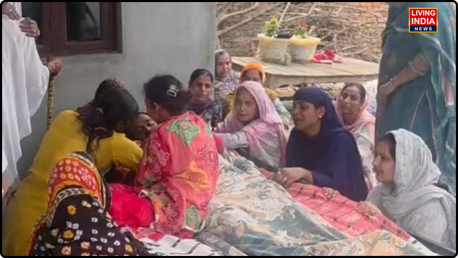 ਗੁਰਦਾਸਪੁਰ ਵਿੱਚ ਇੱਕ ਬਹੁਤ ਹੀ ਮੰਦਭਾਗੀ ਘਟਨਾ ਵਾਪਰੀ ਹੈ। ਪਿੰਡ ਵਿੱਚ ਹੋਣ ਵਾਲੇ ਸਾਲਾਨਾ ਖੇਡ ਟੂਰਨਾਮੈਂਟ ਦੀਆਂ ਤਿਆਰੀਆਂ ਵਿੱਚ ਜੁਟੇ ਇੱਕ ਨੌਜਵਾਨ ਦੀ ਕਰੰਟ