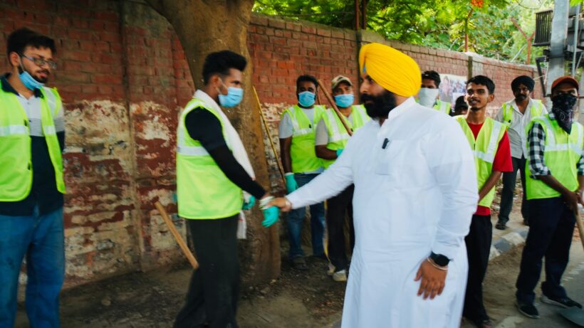 Marking a paradigm shift in Punjab’s urban sanitation & cleaning initiative, Punjab Local Government Minister