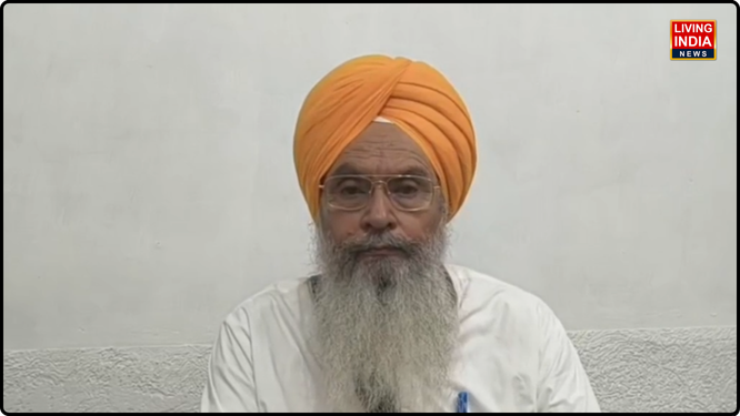 ਪਾਕਿਸਤਾਨ ਦੇ ਫਾਰੂਕਾਬਾਦ ਤੋਂ ਇੱਕ ਬੇਹੱਦ ਮੰਦਭਾਗੀ ਅਤੇ ਸਿੱਖ ਹਿਰਦਿਆਂ ਨੂੰ ਵਲੂੰਧਰਨ ਵਾਲੀ ਖ਼ਬਰ ਸਾਹਮਣੇ ਆਈ ਹੈ। ਇੱਥੇ ਇਤਿਹਾਸਕ ਗੁਰਦੁਆਰਾ ਸੱਚਾ ਸੌਦਾ