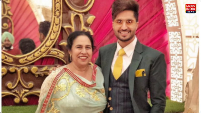 ਪੰਜਾਬੀ ਗਾਇਕ Jassi Gill ਦੀ ਮਾਂ ਰਵਿੰਦਰ ਕੌਰ ਦਾ ਸੋਮਵਾਰ ਨੂੰ ਲੰਬੀ ਬਿਮਾਰੀ ਯਾਨੀ ਕਿ ਕੈਂਸਰ ਦੌਰਾਨ ਦੇਹਾਂਤ ਹੋ ਗਿਆ। ਉਹ ਕੈਂਸਰ ਨਾਲ ਜੂਝ ਰਹੀ ਸੀ