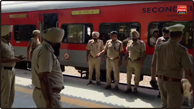 ਪ੍ਰਧਾਨ ਮੰਤਰੀ ਦੇ ਆਉਣ ਵਾਲੇ ਪੰਜਾਬ ਦੌਰੇ ਨੂੰ ਮੁੱਖ ਰੱਖਦਿਆਂ ਸੂਬੇ ਭਰ ਵਿੱਚ ਸੁਰੱਖਿਆ ਏਜੰਸੀਆਂ ਪੂਰੀ ਤਰ੍ਹਾਂ ਮੁਸਤੈਦ ਹੋ ਗਈਆਂ ਹਨ। 17 ਜੁਲਾਈ ਨੂੰ ਪ੍ਰਧਾਨ ਮੰਤਰੀ
