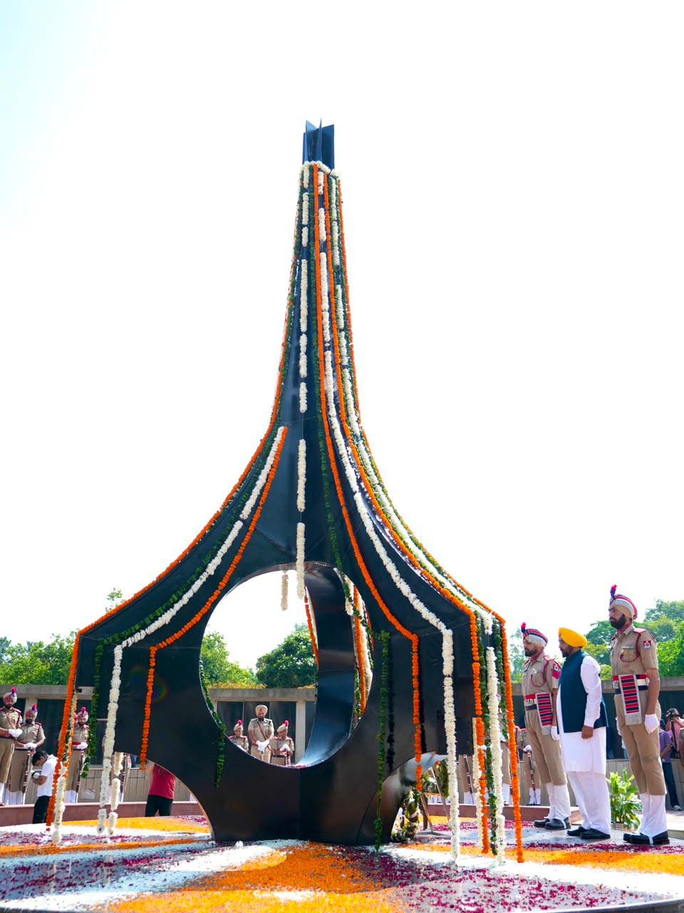 On the occasion of Kargil Vijay Diwas, Punjab Chief Minister Bhagwant Singh Mann on Sunday paid heartfelt