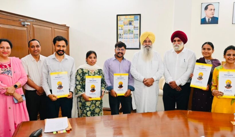 GURMEET SINGH KHUDIAN HANDS OVER JOB LETTERS TO 5 RECRUITS IN FISHERIES DEPT