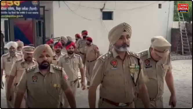 ਅਧੀਨ ਆਉਂਦੇ ਇਲਾਕਿਆਂ ਵਿੱਚ ਸੁਰੱਖਿਆ ਵਿਵਸਥਾ ਨੂੰ ਪੁਖ਼ਤਾ ਕਰਨ ਲਈ ਇੱਕ ਵਿਸ਼ੇਸ਼ ਮੁਹਿੰਮ ਚਲਾਈ ਗਈ। ਇਸ ਤਹਿਤ ਥਾਣਾ ਸਿਟੀ ਨਕੋਦਰ, ਥਾਣਾ ਸਦਰ ਨਕੋਦਰ