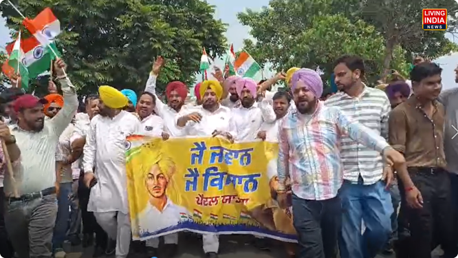  ਆਜ਼ਾਦੀ ਦਿਹਾੜੇ ਦੇ ਸ਼ੁਭ ਮੌਕੇ 'ਤੇ ਆਮ ਆਦਮੀ ਪਾਰਟੀ (ਆਪ) ਦੇ ਯੂਥ ਵਿੰਗ ਵੱਲੋਂ ਅੰਮ੍ਰਿਤਸਰ ਵਿਖੇ ਇੱਕ ਵਿਸ਼ਾਲ ਤਿਰੰਗਾ ਯਾਤਰਾ ਦਾ ਆਯੋਜਨ ਕੀਤਾ ਗਿਆ।