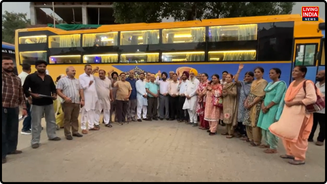 ਪੰਜਾਬ ਸਰਕਾਰ ਦੀ 'ਮੁੱਖ ਮੰਤਰੀ ਤੀਰਥ ਯਾਤਰਾ ਯੋਜਨਾ' ਤਹਿਤ ਪਟਿਆਲਾ ਤੋਂ ਸ਼ਰਧਾਲੂਆਂ ਨਾਲ ਭਰੀਆਂ ਬੱਸਾਂ ਦਾ ਇੱਕ ਵੱਡਾ ਜਥਾ ਧਾਰਮਿਕ ਅਸਥਾਨਾਂ