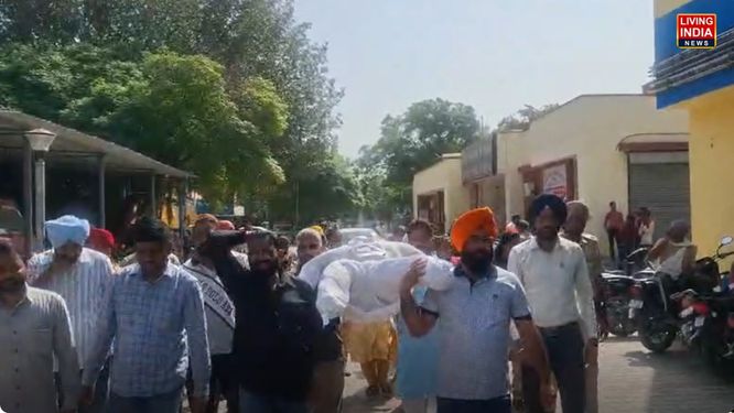 ਫ਼ਿਰੋਜ਼ਪੁਰ ਦੇ ਸਿਵਲ ਹਸਪਤਾਲ ਵਿਖੇ ਪੈਰਾਮੈਡੀਕਲ ਯੂਨੀਅਨ ਵੱਲੋਂ ਸਾਂਝੀ ਸੰਘਰਸ਼ ਕਮੇਟੀ ਦੇ ਸੱਦੇ ’ਤੇ ਪੰਜਾਬ ਸਰਕਾਰ ਖ਼ਿਲਾਫ਼ ਜ਼ੋਰਦਾਰ ਰੋਸ ਪ੍ਰਦਰਸ਼ਨ