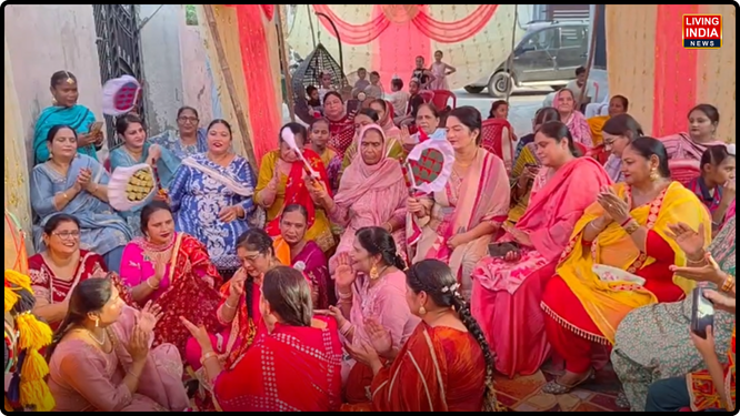 ਇਲਾਕੇ ਦੇ ਨਜ਼ਦੀਕੀ ਪਿੰਡ ਭਦਾਸ ਵਿਖੇ ਪੰਜਾਬ ਦੇ ਰਵਾਇਤੀ ਤਿਉਹਾਰ 'ਤੀਆਂ' ਨੂੰ ਲੈ ਕੇ ਲੋਕਾਂ ਵਿੱਚ ਭਾਰੀ ਉਤਸ਼ਾਹ ਦੇਖਣ ਨੂੰ ਮਿਲਿਆ। ਪਿੰਡ ਵਿੱਚ ਤੀਆਂ ਦਾ