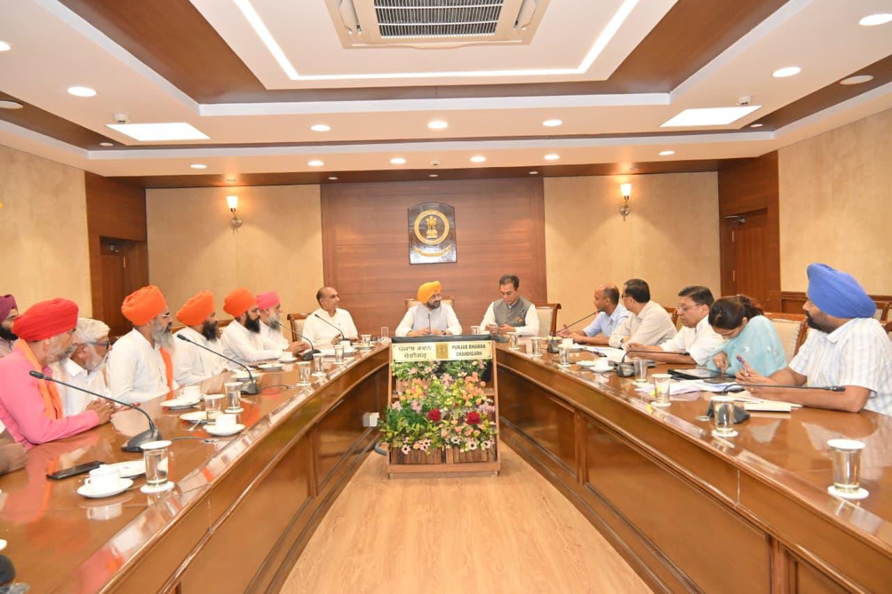 Punjab Cabinet Minister Tarunpreet Singh Sond today reviewed the progress of ongoing events and upcoming