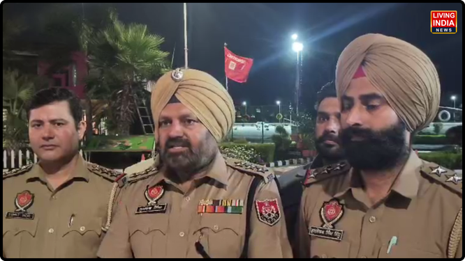 ਪਿਛਲੇ ਦੋ ਦਿਨਾਂ ਤੋਂ ਚਿਤਕਾਰਾ ਯੂਨੀਵਰਸਿਟੀ ਦੇ ਕੈਂਪਸ ਵਿੱਚ ਵਿਦਿਆਰਥੀਆਂ ਵੱਲੋਂ ਲਗਾਤਾਰ ਧਰਨਾ ਪ੍ਰਦਰਸ਼ਨ ਕੀਤਾ ਜਾ ਰਿਹਾ ਹੈ।